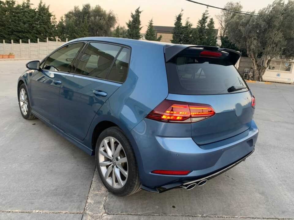 VW Golf 7 için Golf 7.5 R Arka Tampon Seti