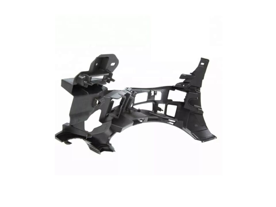 Mercedes W205 C Serisi AMG Ön Tampon İç Braketi Sol 2058850765