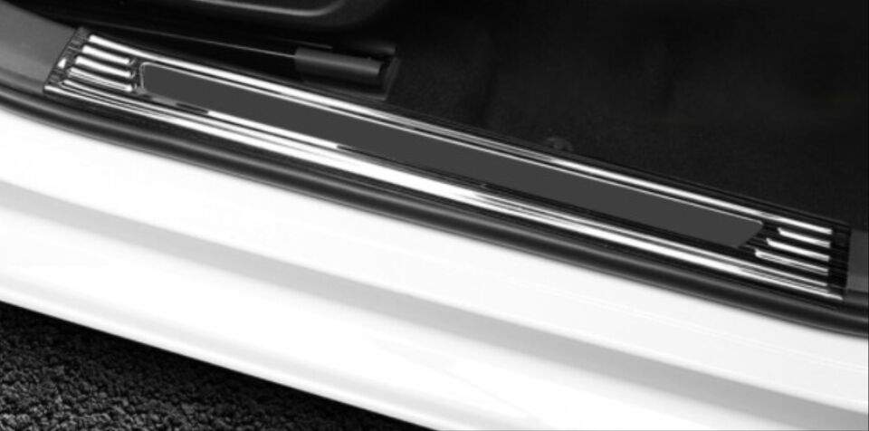 VW Golf 8 (MK8) Paslanmaz Çelik Kapı Eşik Koruma Seti Titanyum Siyah