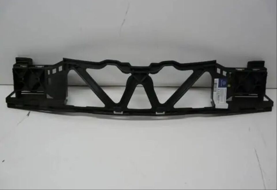 Mercedes E Serisi W212 Ön Tampon İç Braketi Sağ 2128852765 (2009-2013)