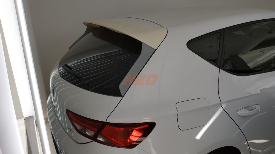 SEAT Leon MK3 (5F) Tavan Spoyleri Yan Kulakçık Seti Piano Black