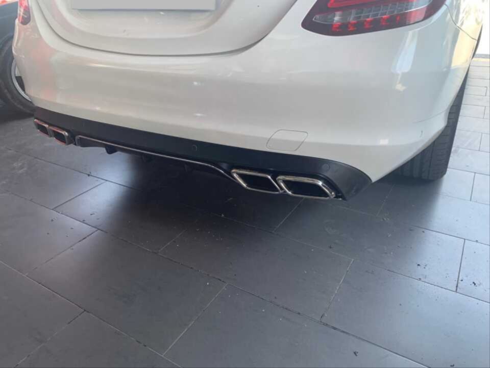 Mercedes-Benz C Serisi W205 C63 Difüzör ve Egzoz Ucu Seti Gümüş