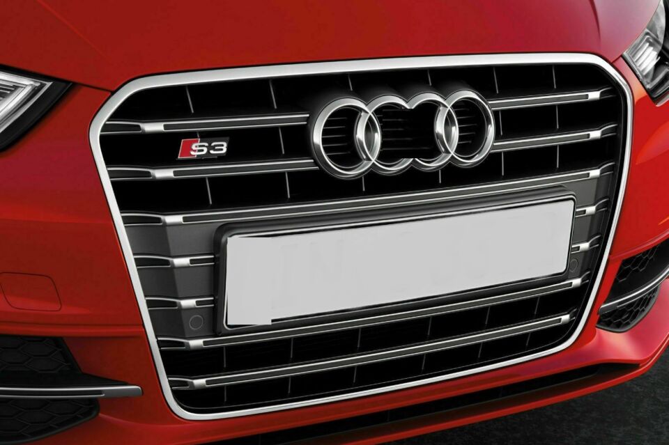 Audi A3 8V (13-16) S3 Ön Panjur Gümüş & Siyah