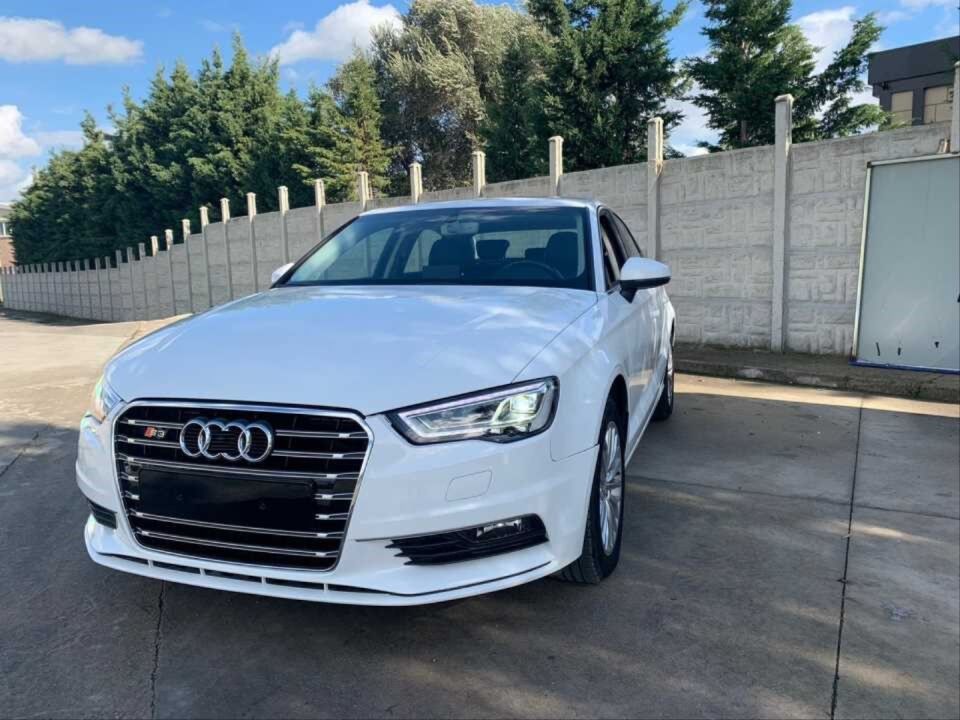 Audi A3 8V 2013-2016 S3 Piano Black Ön Panjur