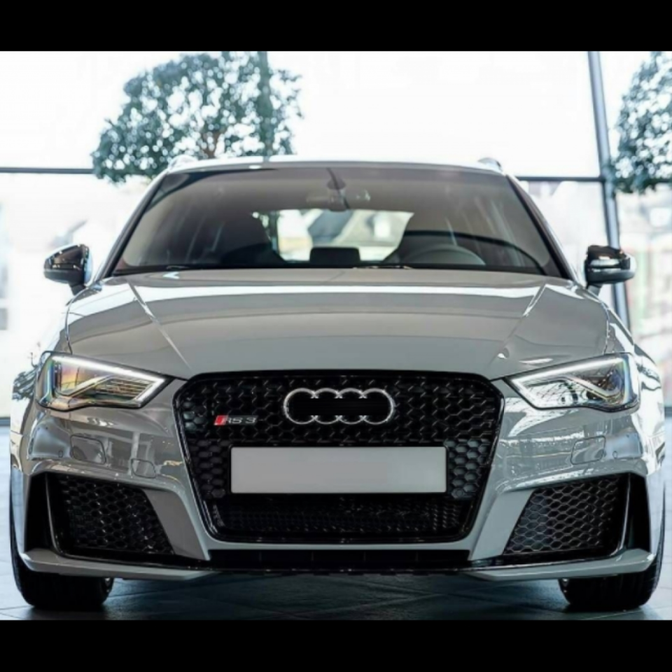 Audi A3 8V Makyajlı RS3 Petek Panjur Full Siyah Piano Black