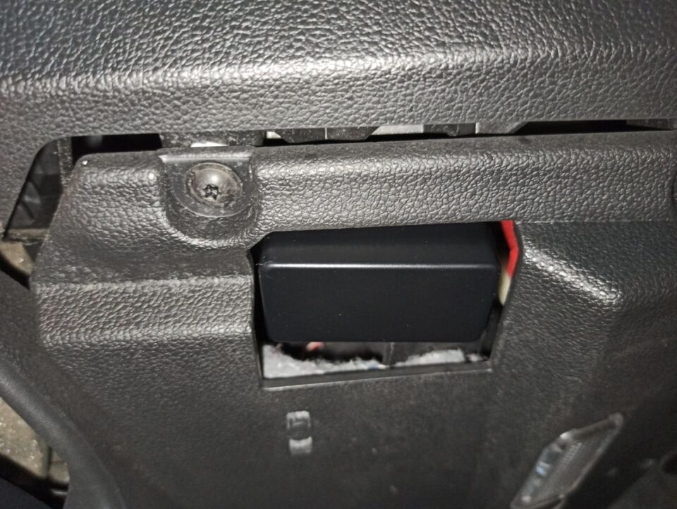 BMW X1 Otomatik Cam Kapatma Modülü OBD (2018+)