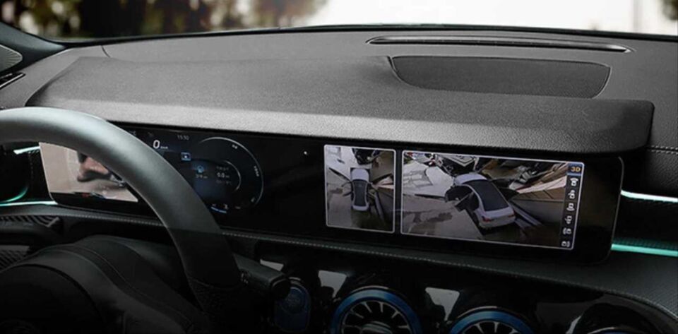 Mercedes-Benz A/CLA/GLB Serisi W177/C118/X247 Gösterge Paneli Siperliği Karbon
