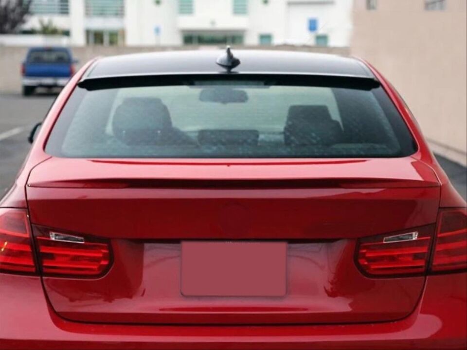 BMW 3 Serisi F30 Cam Üstü Spoiler - Piano Black