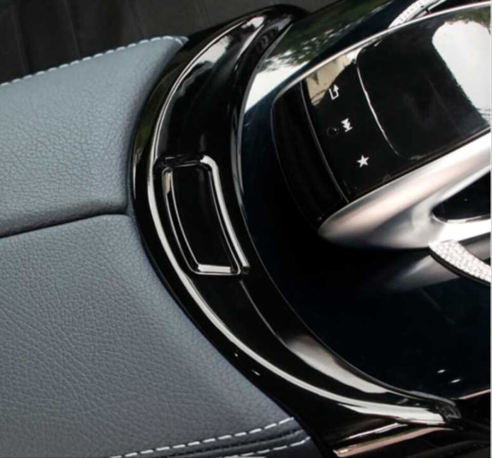 Mercedes-Benz C Serisi W205 / GLC X253 Orta Konsol Kaplaması Piano Black