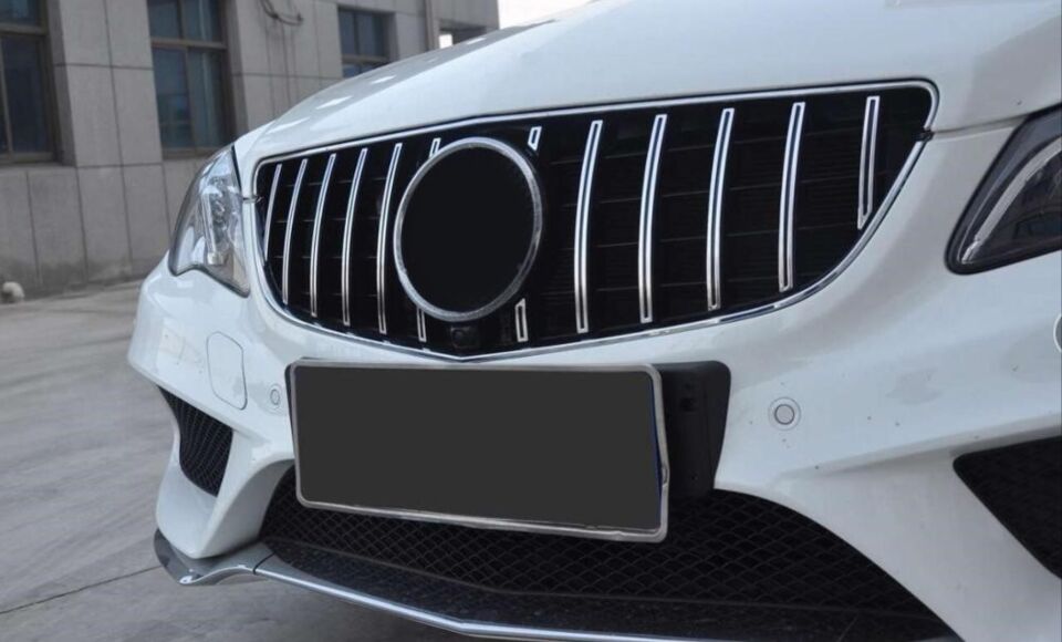 Mercedes E Coupe C207 Facelift Panamericana GTR Panjur Siyah