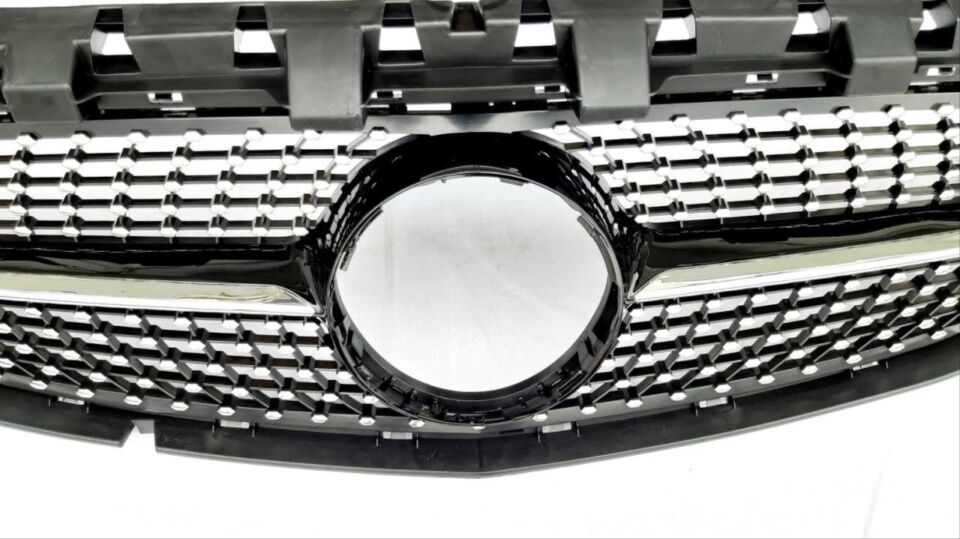 Mercedes CLA W117 Facelift Diamond Ön Panjur Parlak Siyah