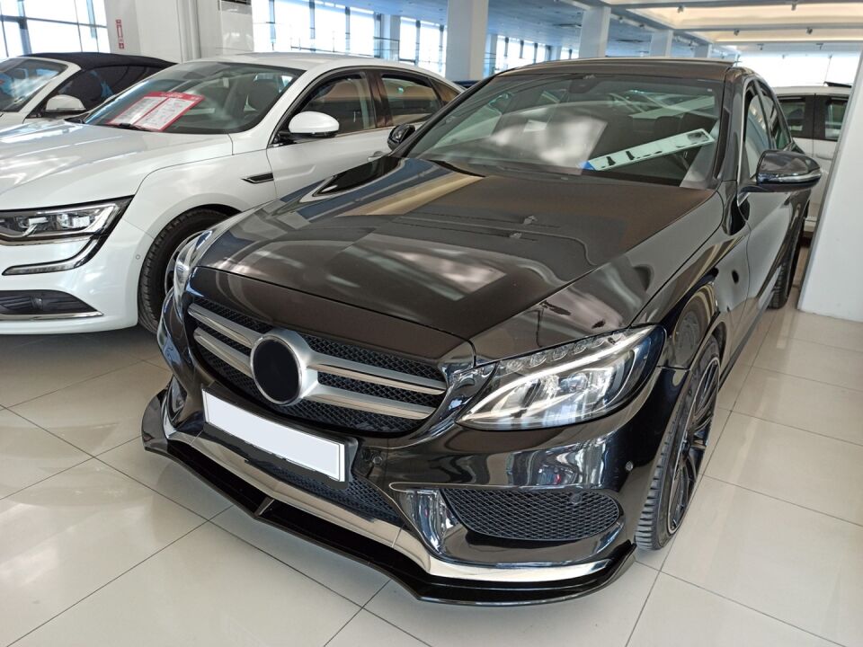 Mercedes-Benz C Serisi W205 Makyajsız Brabus Ön Lip Seti Piano Black