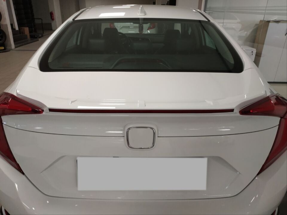 Honda Civic FC5 2016-2021 Kayar Sinyalli LED'li Bagaj Spoyleri (Piano Black)