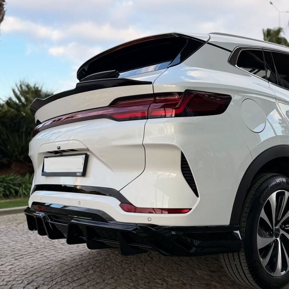 BYD SEAL U-DMI İÇİN UYUMLU AERO BODY KIT