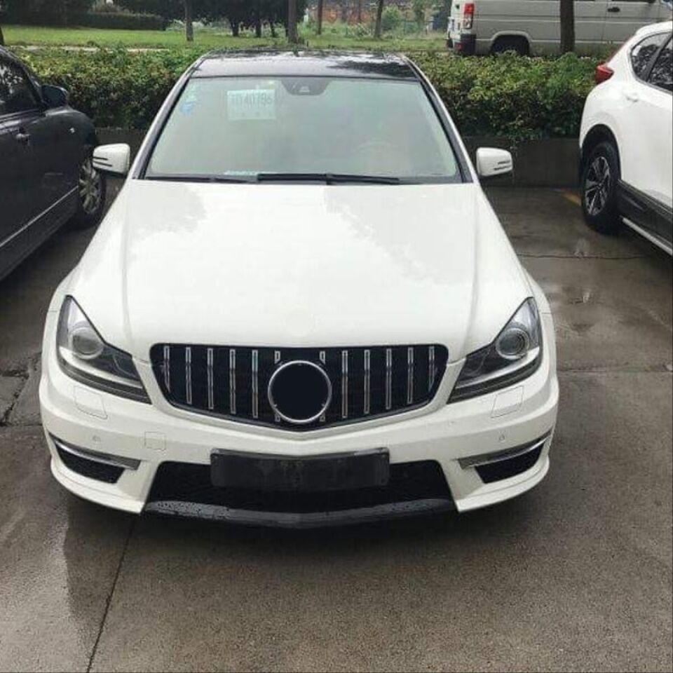Mercedes-Benz C Serisi W204 GTR Panjur Krom