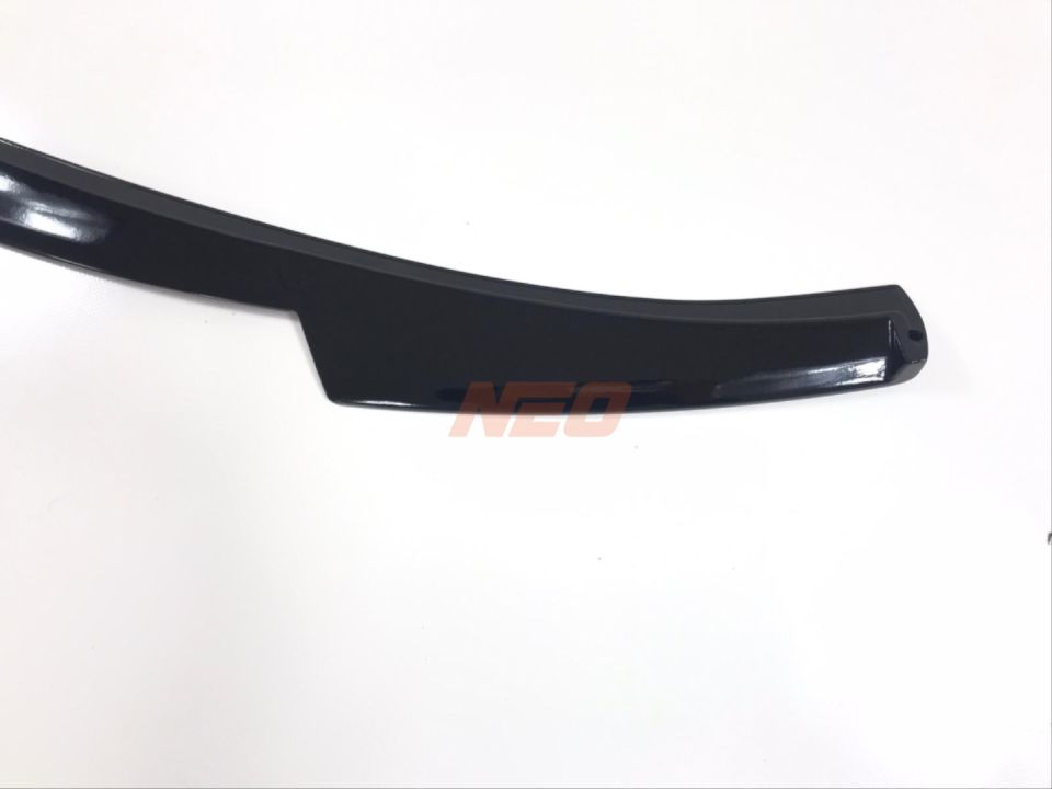 Mercedes W213 E Serisi Çıkıntılı Bagaj Üstü Spoiler Piano Black