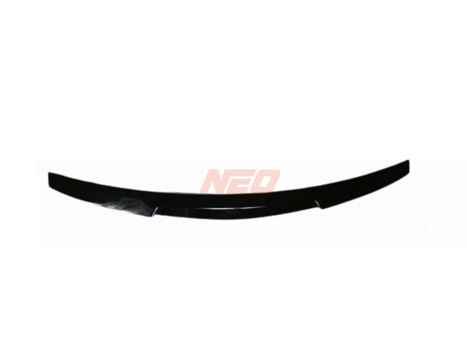 A4  (2009-2012)   IÇIN UYUMLU M4 SPOILER  - PIANO BLACK (PARLAK SIYAH)