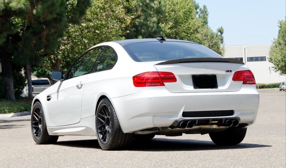 BMW 3 Serisi E92 M-Tech Spoiler - Piano Black