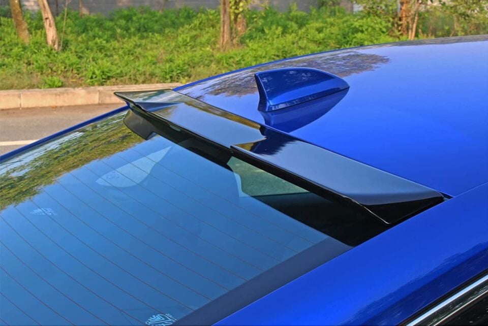 Honda Civic FE Sedan (22+) RS Arka Cam Üstü Spoiler Piano Black