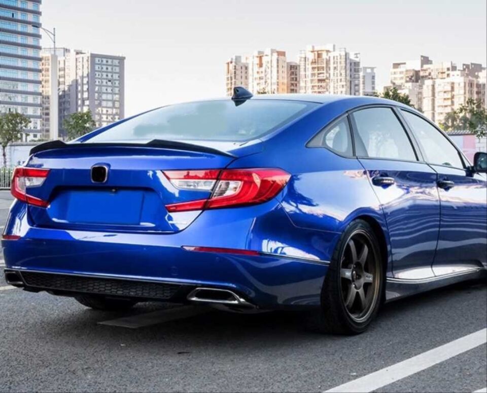 Honda Accord CV M Bagaj Spoyleri Piano Black