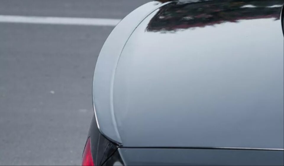 VW Passat B8 Sedan Bagaj Üstü Spoiler Piano Black