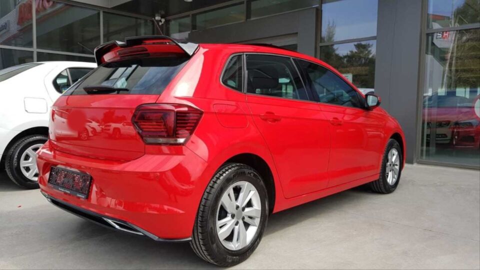 VW Polo AW Oettinger Tavan Spoyleri Piano Black