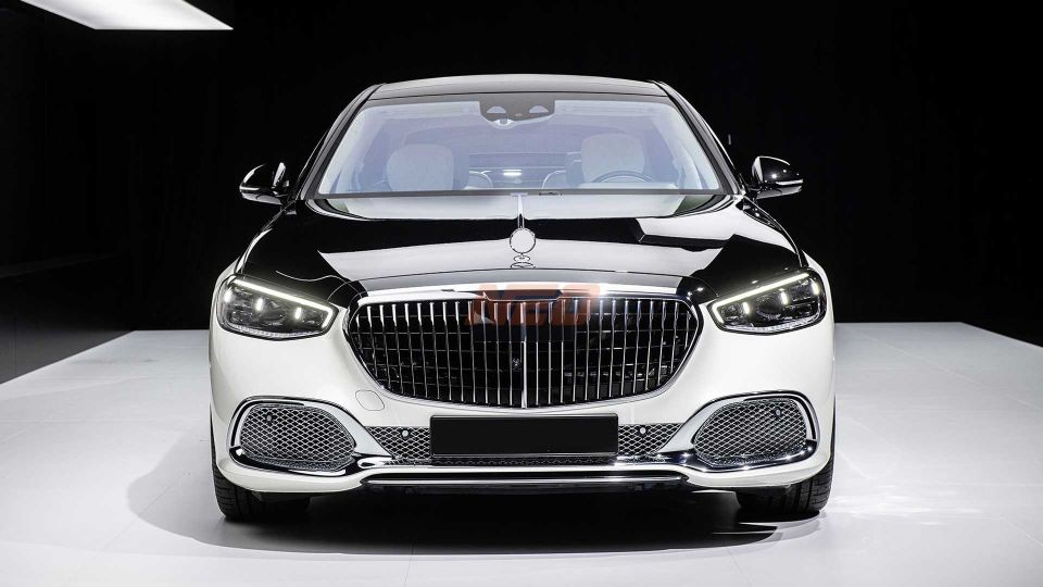 2020+ LCI W213 İÇİN  MAYBACH GÖRÜNÜM  BODY KIT (KROM SİS KAPAKLI)