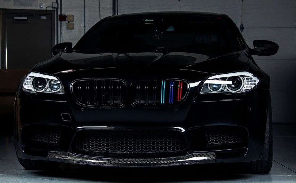 BMW 5 Serisi F10 M5 Çift Çizgi Panjur (2011-2018) - M Renk