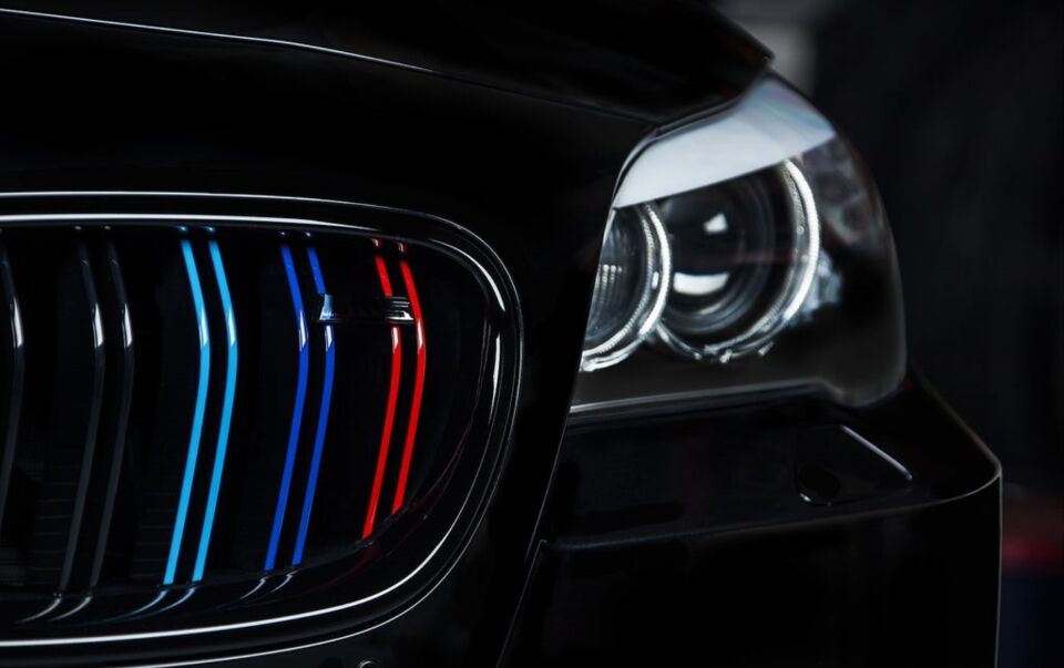BMW 5 Serisi F10 M5 Çift Çizgi Panjur (2011-2018) - M Renk
