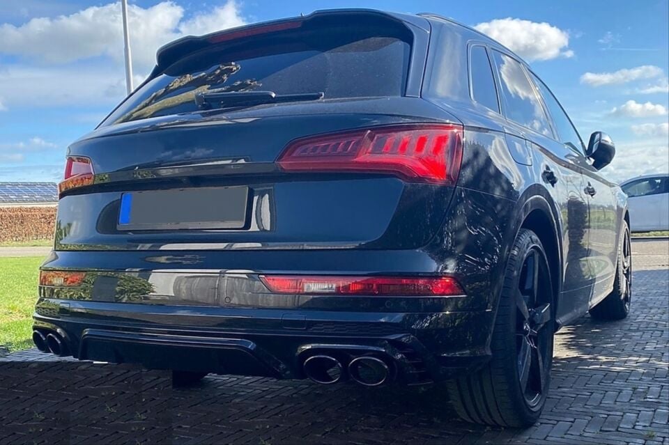 Audi Q5 FY S-Line / SQ5 Difüzör ve Siyah Egzoz Ucu Seti