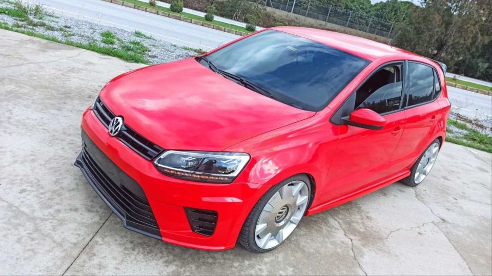 POLO 6R/6C IÇIN UYUMLU  WRC ÖN TAMPON VE PANJUR SETI 2010-2017
