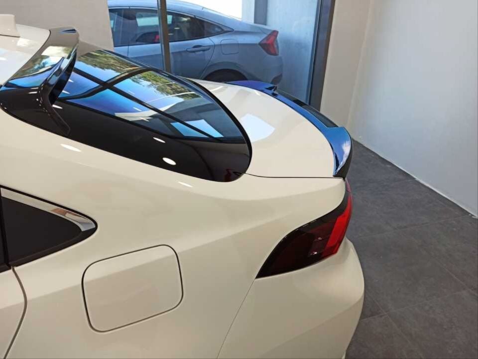 Toyota Corolla E210 Dizayn B Bagaj Spoyleri Piano Black