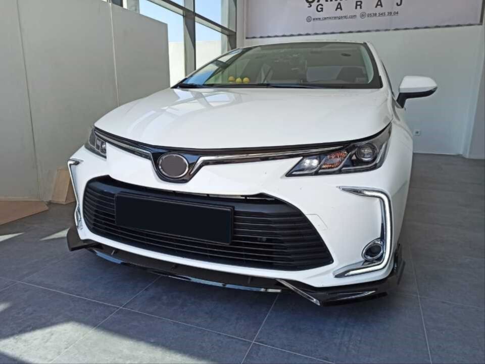 Toyota Corolla 2019+ 3 Parçalı Ön Tampon Lip Spoyler (Piano Black)
