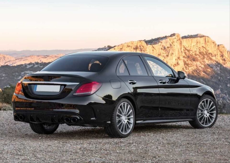 Mercedes-Benz C Serisi W205 AMG Line 2015-2021 C43 Siyah Difüzör ve Egzoz Ucu Seti