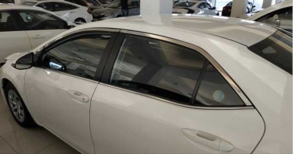 Toyota Corolla 2013-2019 Paslanmaz Çelik Krom Cam Çıta Seti