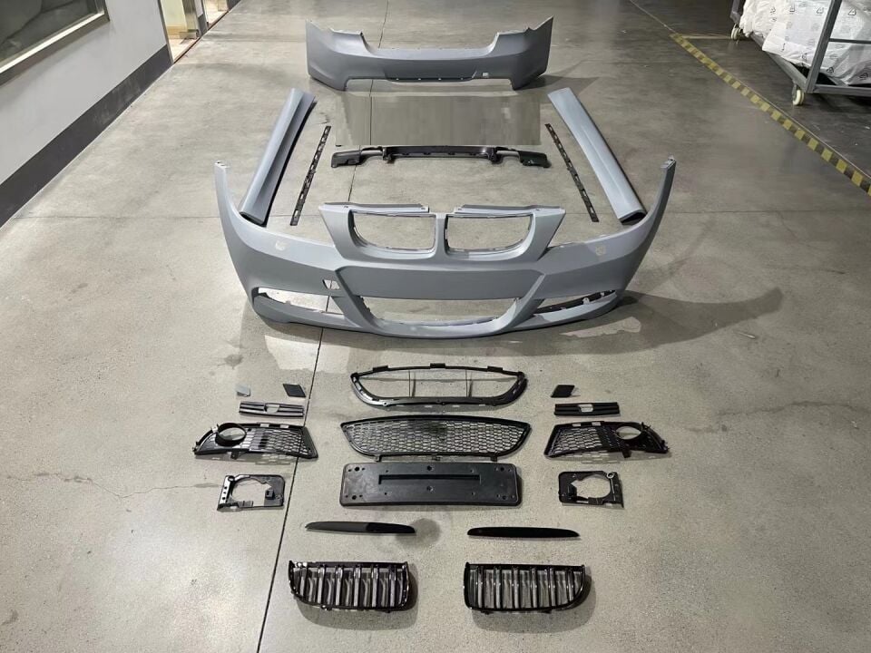 BMW 3 Serisi E90 M-Tech Body Kit (2005-2008)