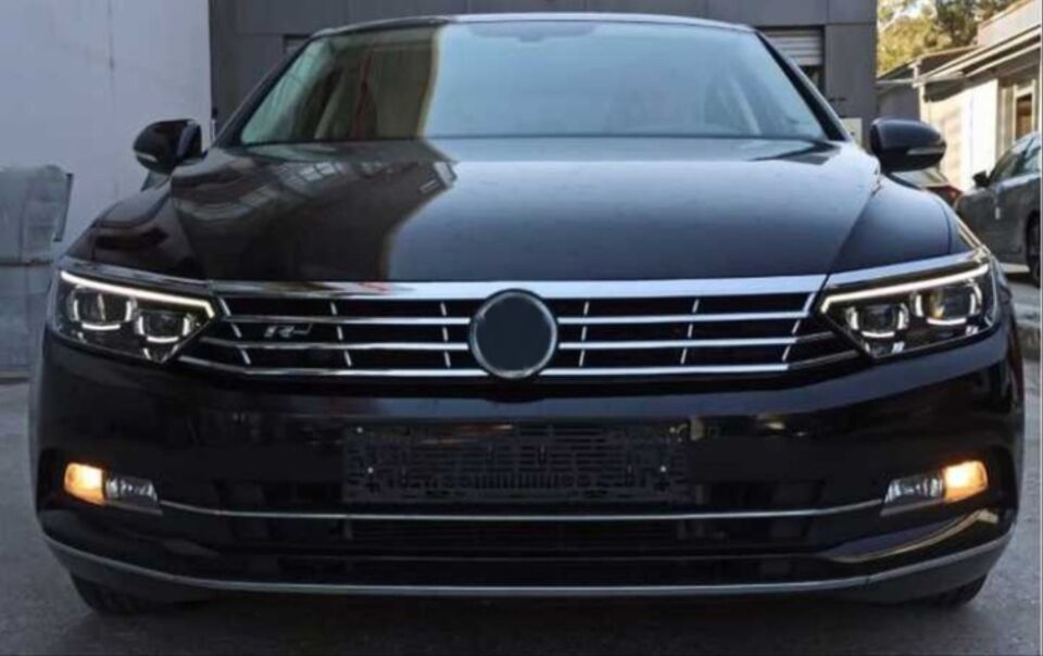 Volkswagen Passat B8 2015-2019 B8.5 IQ U-LED Kayar Sinyalli Far Seti