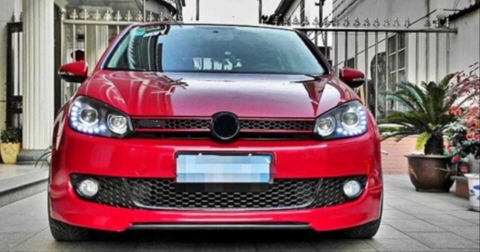 Volkswagen Golf 6 2008-2013 GTI  Kırmızı Şeritli Ön Panjur