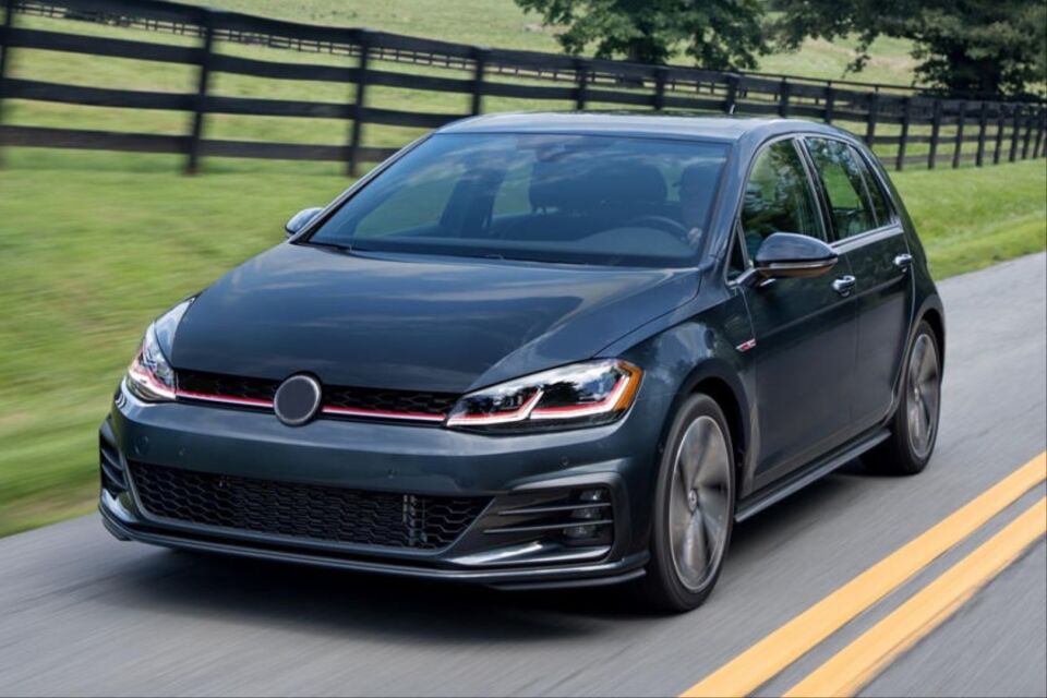 VW Golf 7.5 (17-20) GTI  Ön Tampon ve Panjur Seti