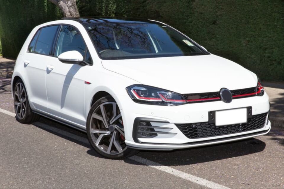 VW Golf 7.5 GTI J-LED Far Seti Kırmızı (Halojen Uyumlu)