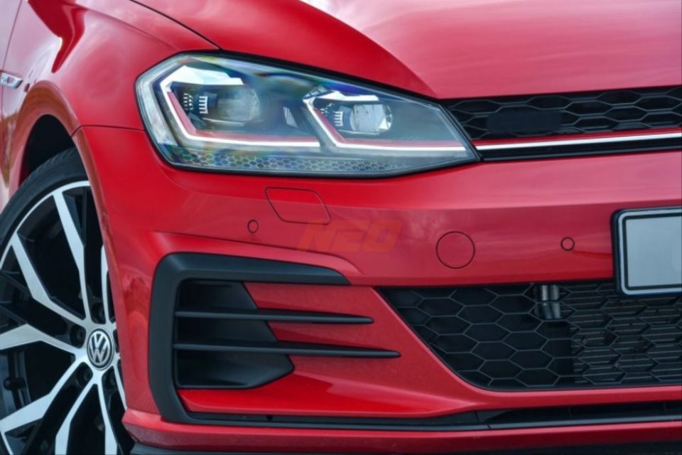VW Golf 7.5 GTI J-LED Far Seti Kırmızı (Halojen Uyumlu)