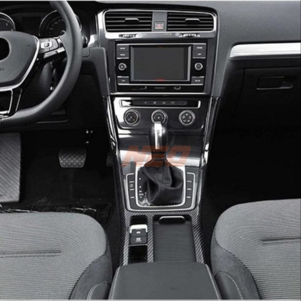 VW Golf 7 & 7.5 (13-20) DSG Vites Konsolu Kaplaması Karbon Desen