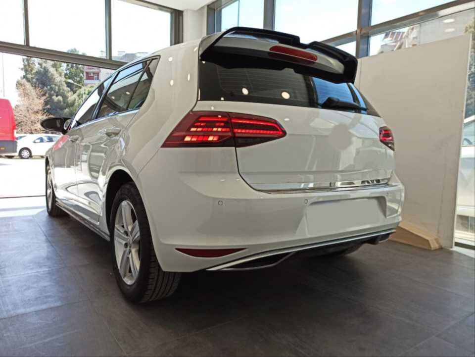 VW Golf 7 & 7.5 (13-20) Oettinger Tavan Spoyleri Seti Piano Black