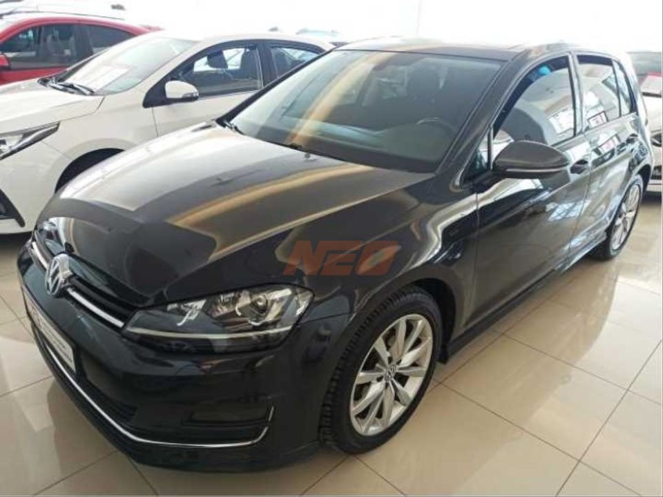 GOLF 7-7.5  IÇIN UYUMLU  AYNA KAPAGI KARBON