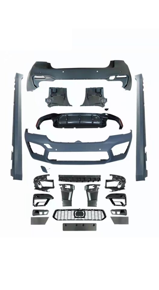 BMW 5 Serisi G30 LCI M5 Body Kit (2021+)