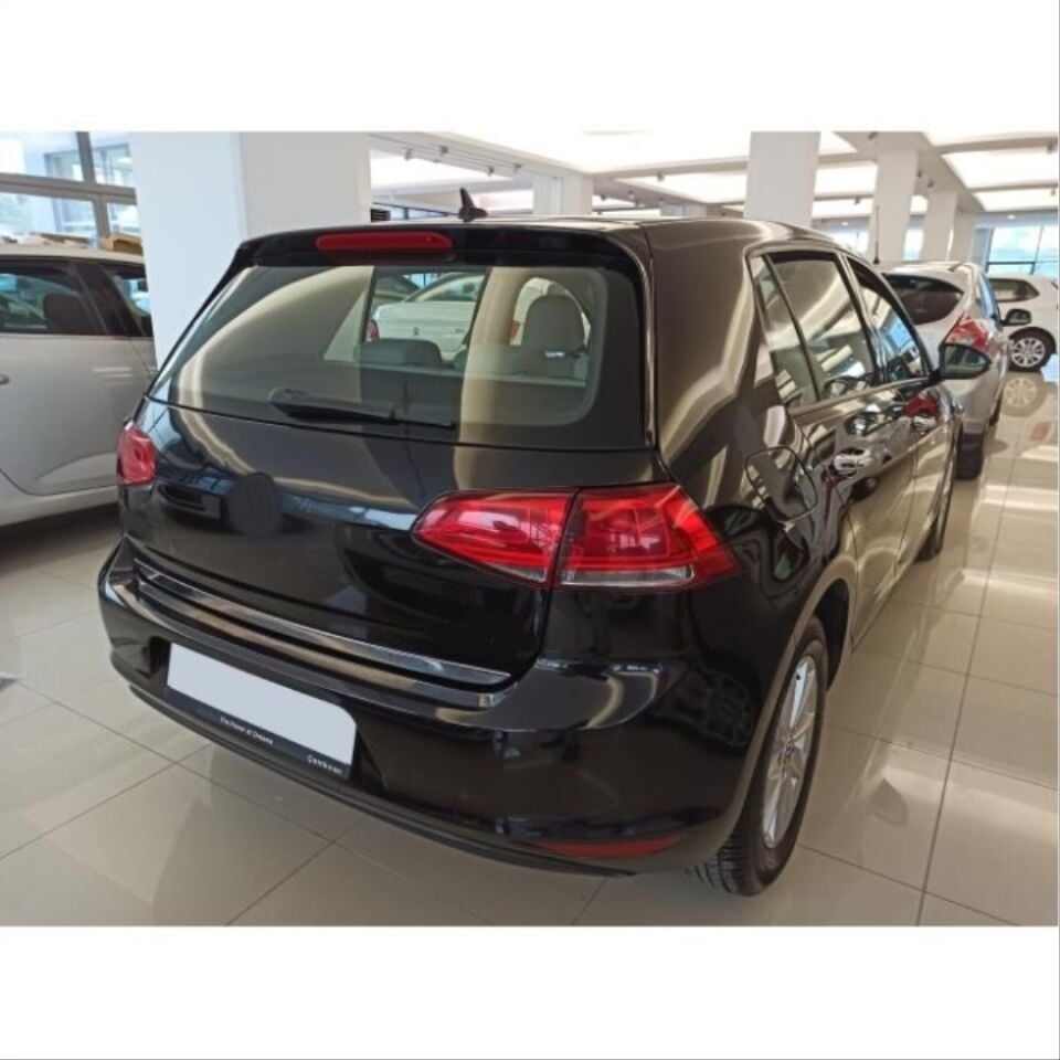 VW Golf 7 & 7.5 Bagaj Kapağı Alt Krom Çıtası