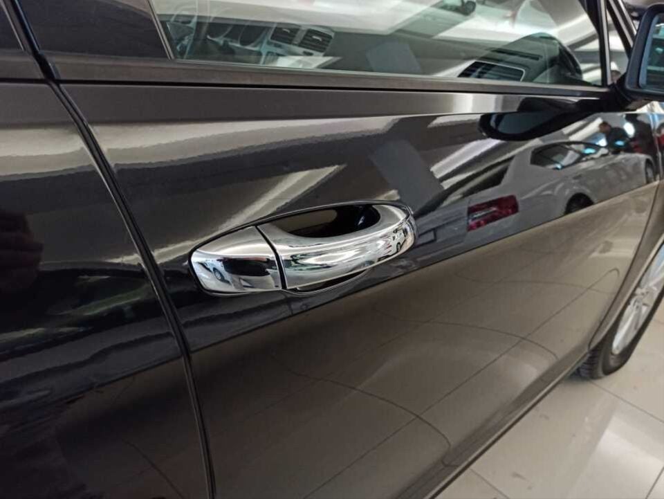 VW Golf 7 & 7.5 Kapı Kolu Kaplama Seti Piano Black