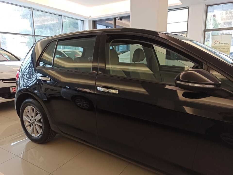 VW Golf 7 & 7.5 Kapı Kolu Kaplama Seti Piano Black