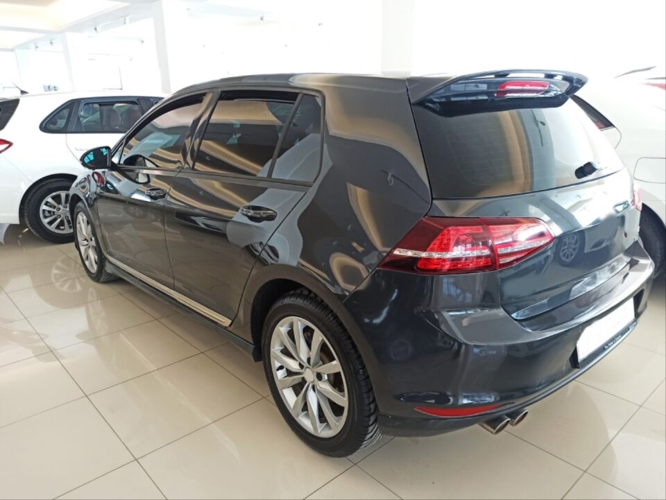 Volkswagen Golf 7/7.5 2013-2020 Paslanmaz Çelik Krom Kapı Alt Çıta Seti