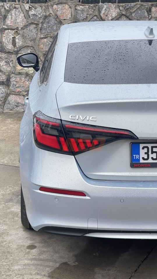 Honda Civic FE Sedan Modern Line Animasyonlu LED Stop Seti Kırmızı